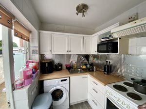 Kitchen- click for photo gallery